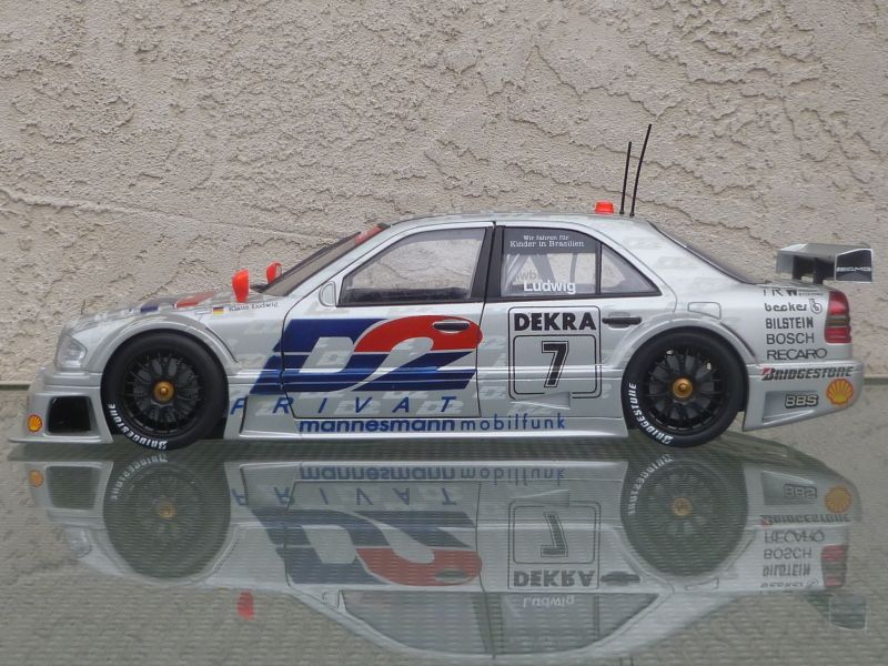 UT Mercedes-Benz C-Class DTM (W202) #7 D2 - DiecastSociety.com
